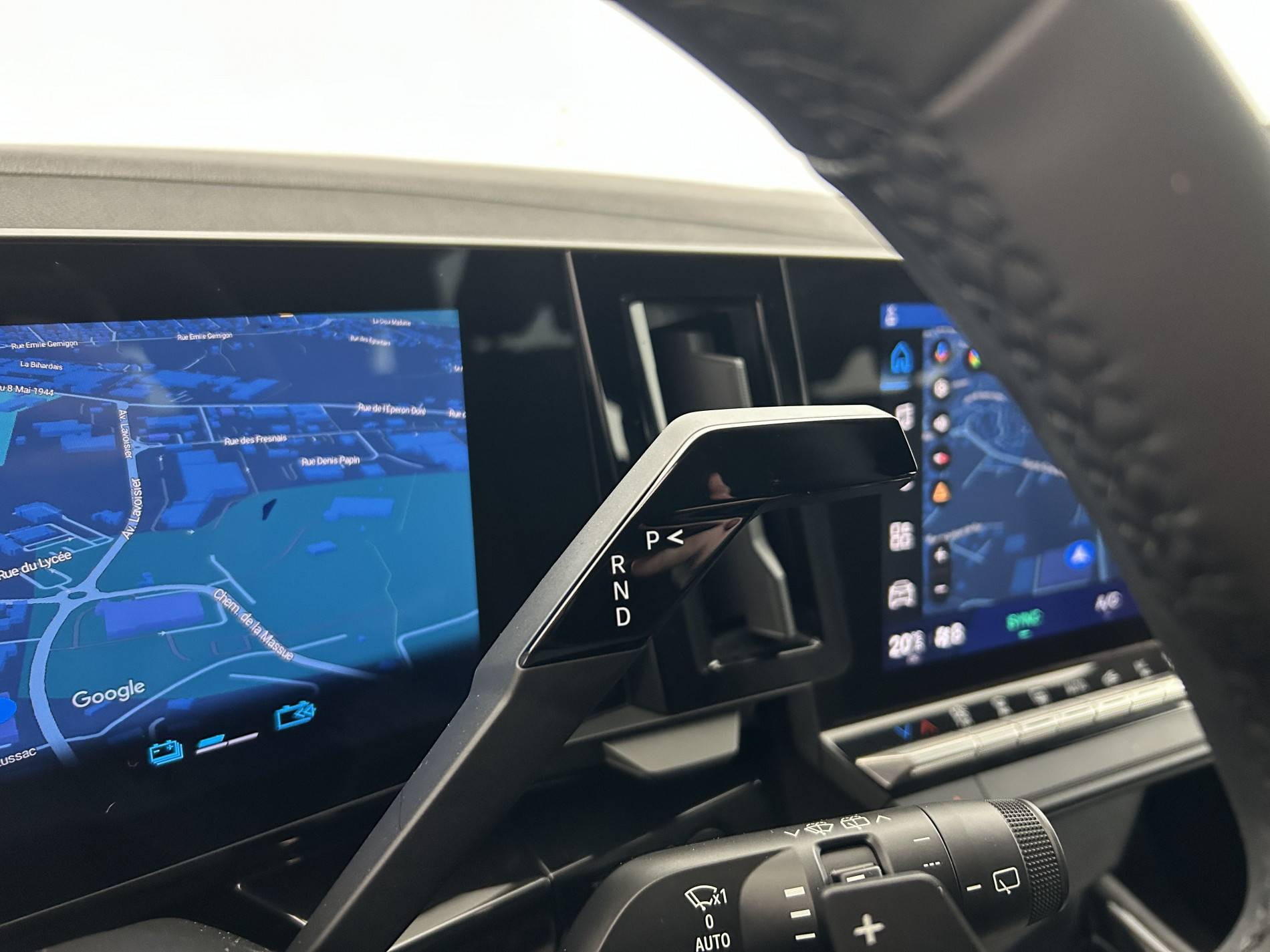 Vente en ligne Renault Austral  E-Tech full hybrid 200 GSR2 au prix de 31 590 €