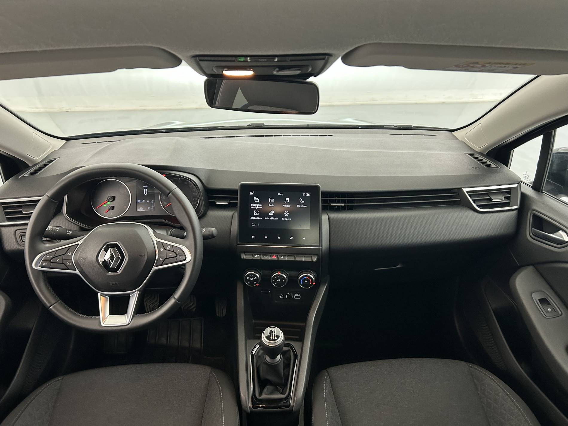 Vente en ligne Renault Clio 5 Clio TCe 90 au prix de 14 990 €