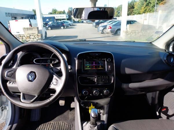 Vente en ligne Renault Clio 4 Clio dCi 90 E6C au prix de 14 390 €