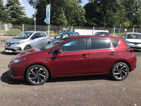 Vente en ligne Toyota Auris Auris Hybride 136h au prix de 15 990 €