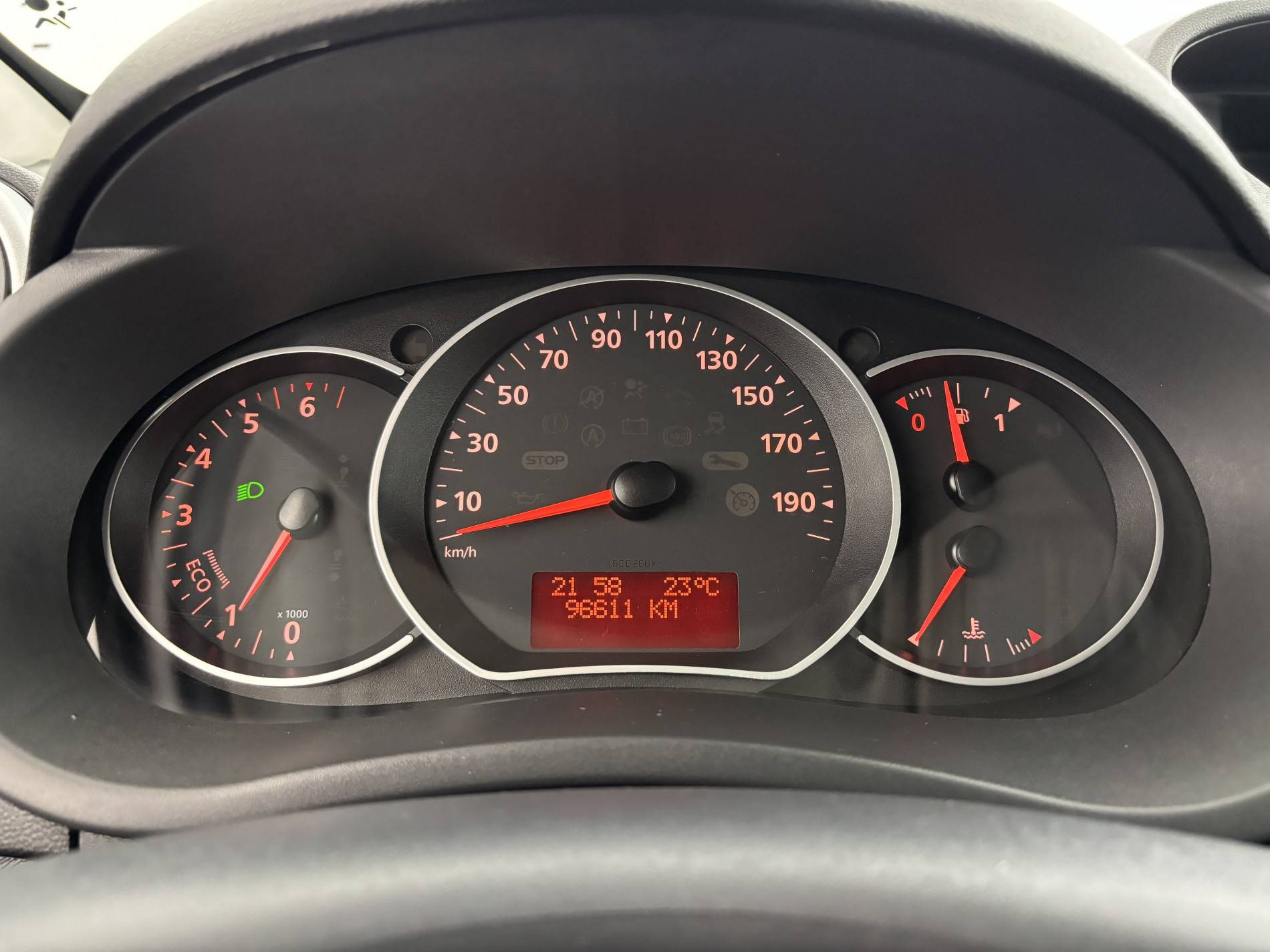 Vente en ligne Renault Kangoo Express  BLUE DCI 95 au prix de 9 990 €