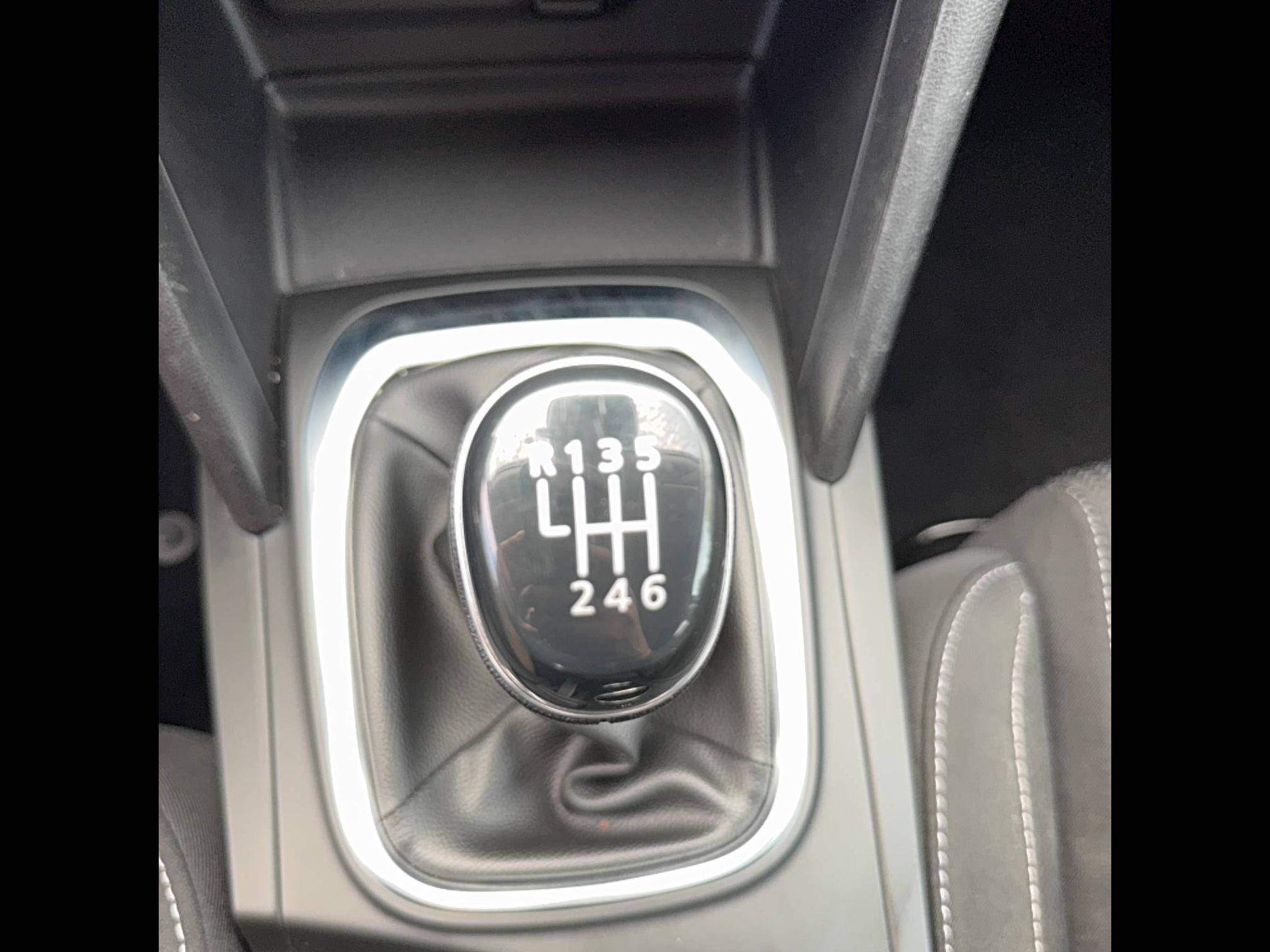 Vente en ligne Renault Megane 4 Estate Mégane IV Estate Blue dCi 115 - 21N au prix de 15 390 €