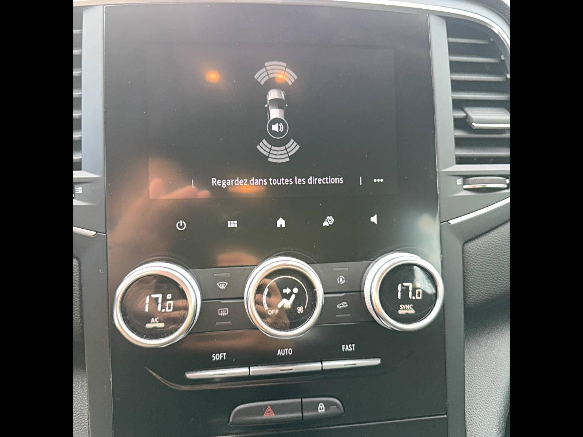 Vente en ligne Renault Megane 4 Estate Mégane IV Estate Blue dCi 115 - 21N au prix de 15 390 €