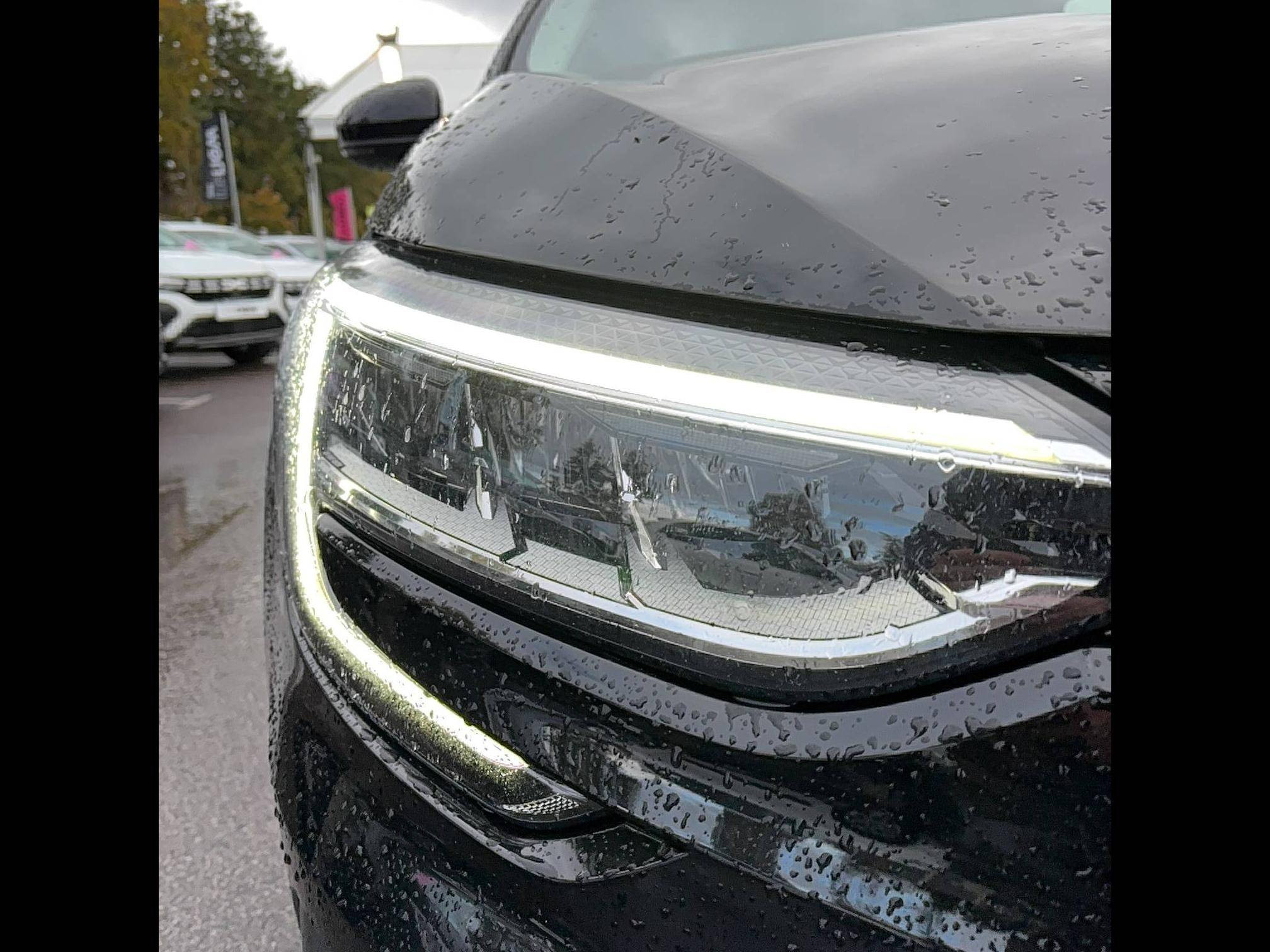 Vente en ligne Renault Megane 4 Estate  TCe 140 EDC au prix de 17 990 €