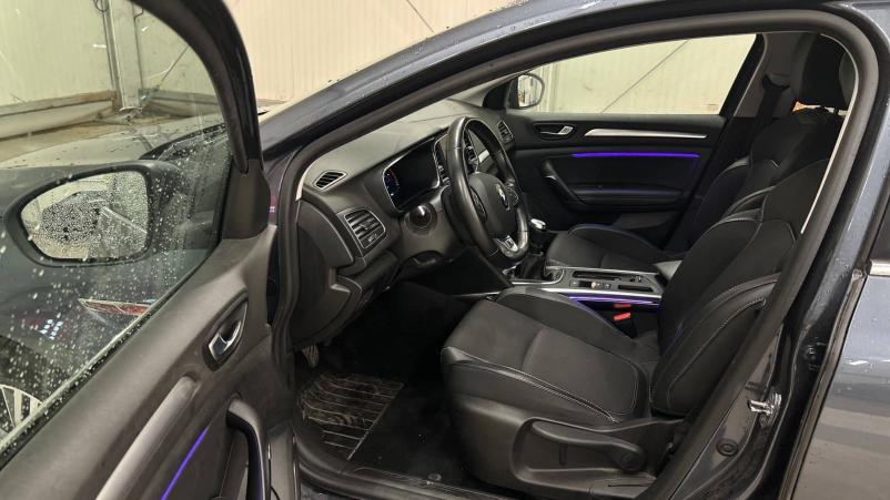 Vente en ligne Renault Megane 4 Mégane IV Berline Blue dCi 115 au prix de 17 490 €