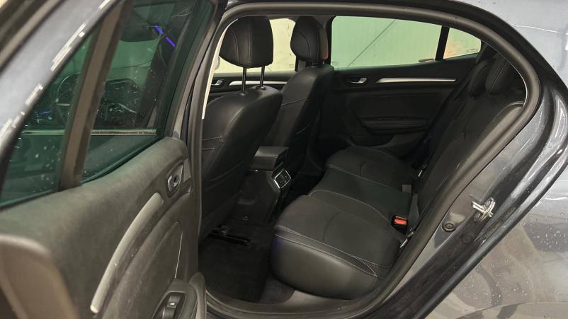 Vente en ligne Renault Megane 4 Mégane IV Berline Blue dCi 115 au prix de 17 490 €