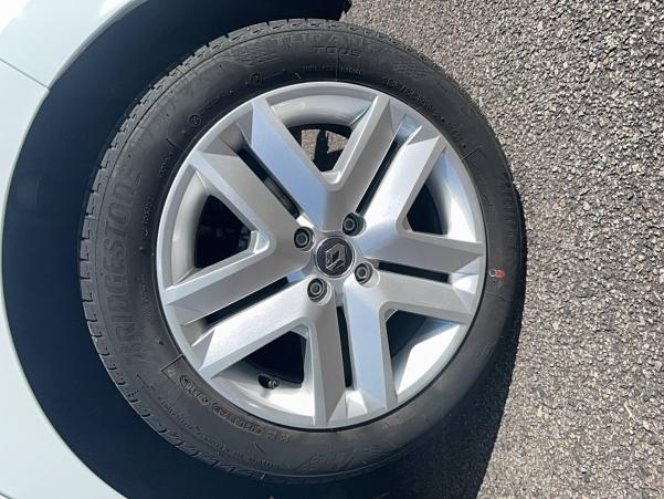 Vente en ligne Renault Clio 5 Clio TCe 90 - 21N au prix de 13 990 €