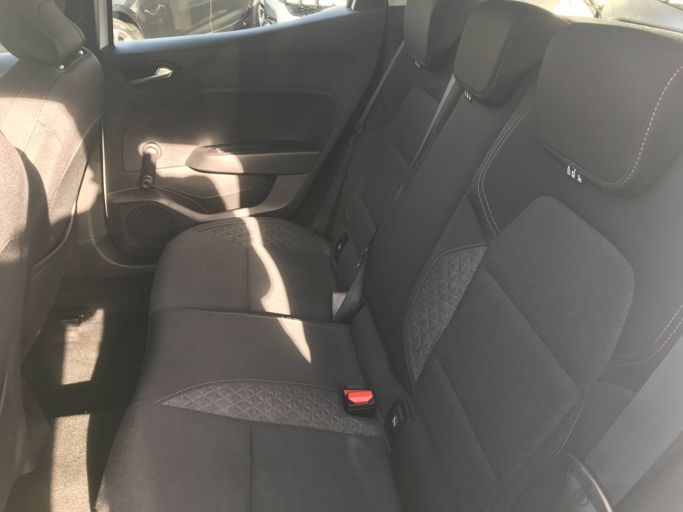 Vente en ligne Renault Clio 5 Clio Blue dCi 85 au prix de 13 790 €