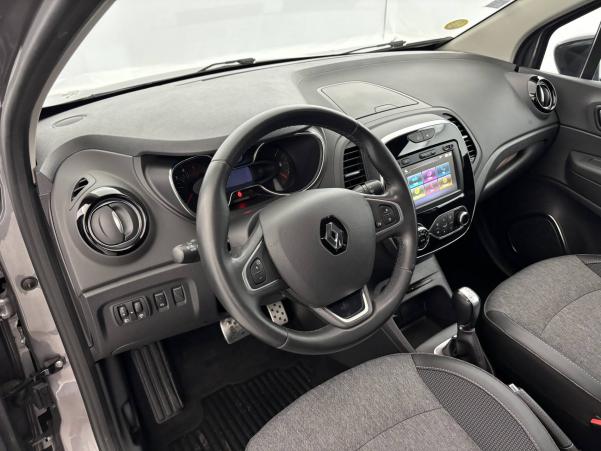 Vente en ligne Renault Captur  dCi 90 EDC au prix de 15 990 €