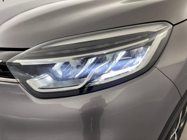 Vente en ligne Renault Captur  dCi 90 EDC au prix de 15 990 €
