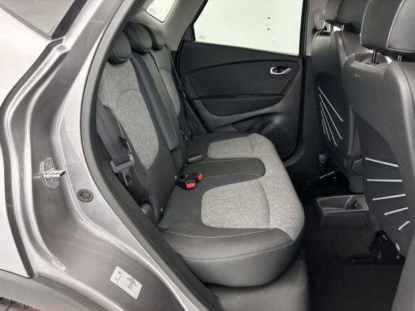 Vente en ligne Renault Captur  dCi 90 EDC au prix de 15 990 €