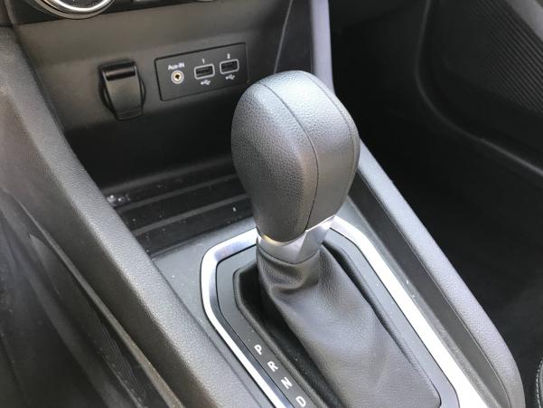 Vente en ligne Renault Clio 5 Clio E-Tech 140 - 21N au prix de 14 490 €
