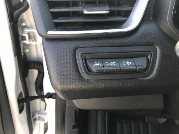 Vente en ligne Renault Clio 5 Clio E-Tech 140 - 21N au prix de 14 490 €
