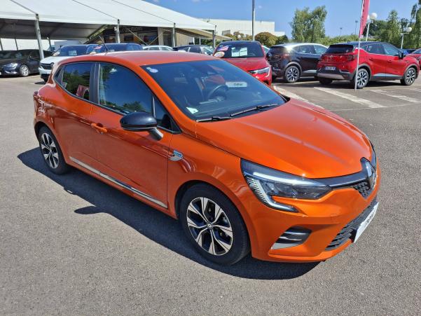 Vente en ligne Renault Clio 5 Clio E-Tech 140 - 21N au prix de 16 990 €