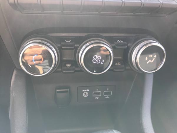 Vente en ligne Renault Clio 5 Clio E-Tech 140 - 21N au prix de 14 490 €