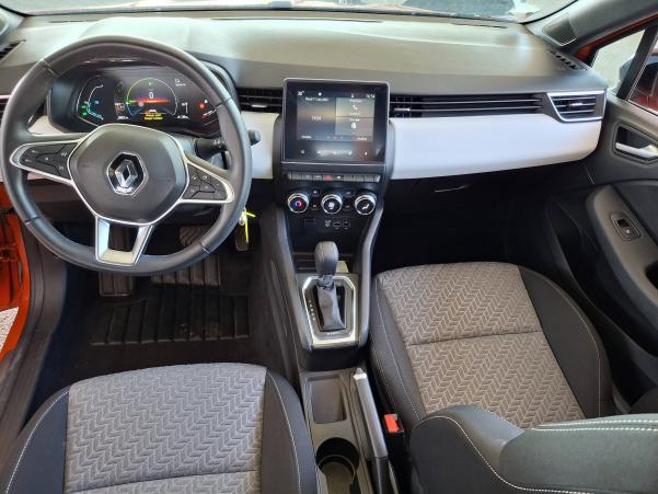 Vente en ligne Renault Clio 5 Clio E-Tech 140 - 21N au prix de 16 990 €