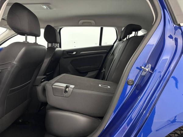 Vente en ligne Renault Megane 4 Estate  Blue dCi 115 EDC au prix de 16 790 €