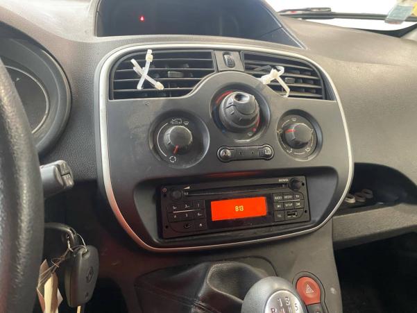 Vente en ligne Renault Kangoo Express  BLUE DCI 95 au prix de 12 490 €