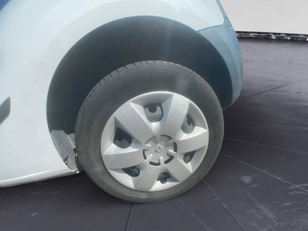 Vente en ligne Renault Kangoo Express  BLUE DCI 95 au prix de 11 990 €