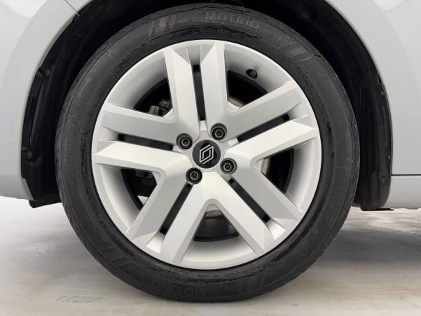 Vente en ligne Renault Clio 5 Clio dCi 100 au prix de 16 590 €