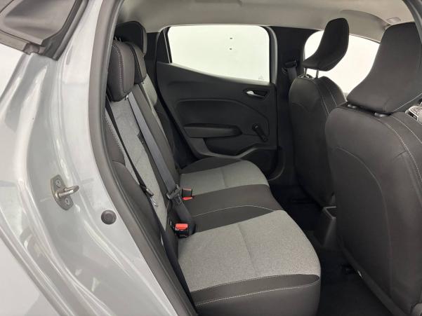 Vente en ligne Renault Clio 5 Clio Blue dCi 100 au prix de 16 590 €