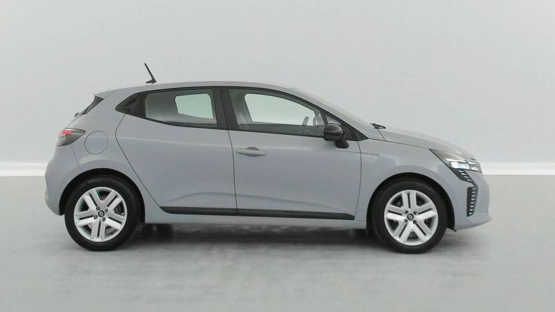 Vente en ligne Renault Clio 5 Clio dCi 100 au prix de 16 590 €