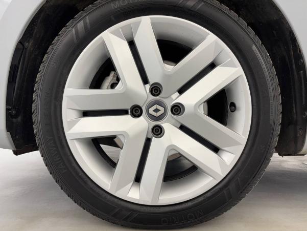 Vente en ligne Renault Clio 5 Clio Blue dCi 100 au prix de 16 590 €