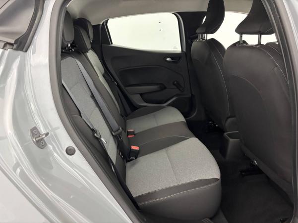 Vente en ligne Renault Clio 5 Clio dCi 100 au prix de 16 590 €