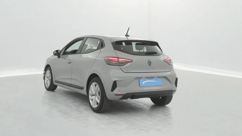 Vente en ligne Renault Clio 5 Clio dCi 100 au prix de 16 590 €