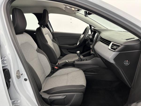 Vente en ligne Renault Clio 5 Clio Blue dCi 100 au prix de 16 590 €