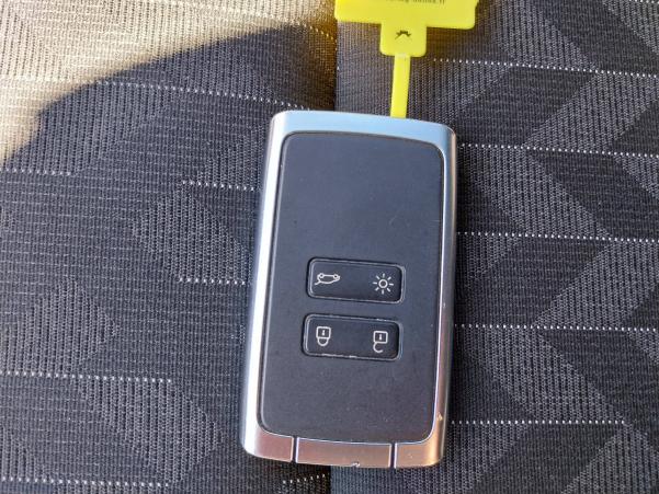 Vente en ligne Renault Scenic 4 Scenic dCi 110 Energy au prix de 13 990 €