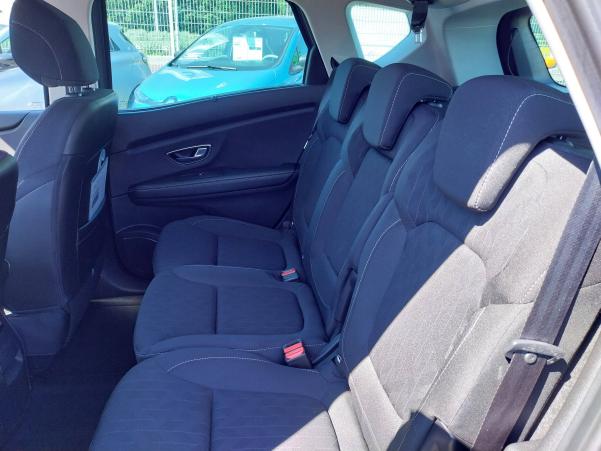 Vente en ligne Renault Scenic 4 Scenic dCi 110 Energy au prix de 13 990 €