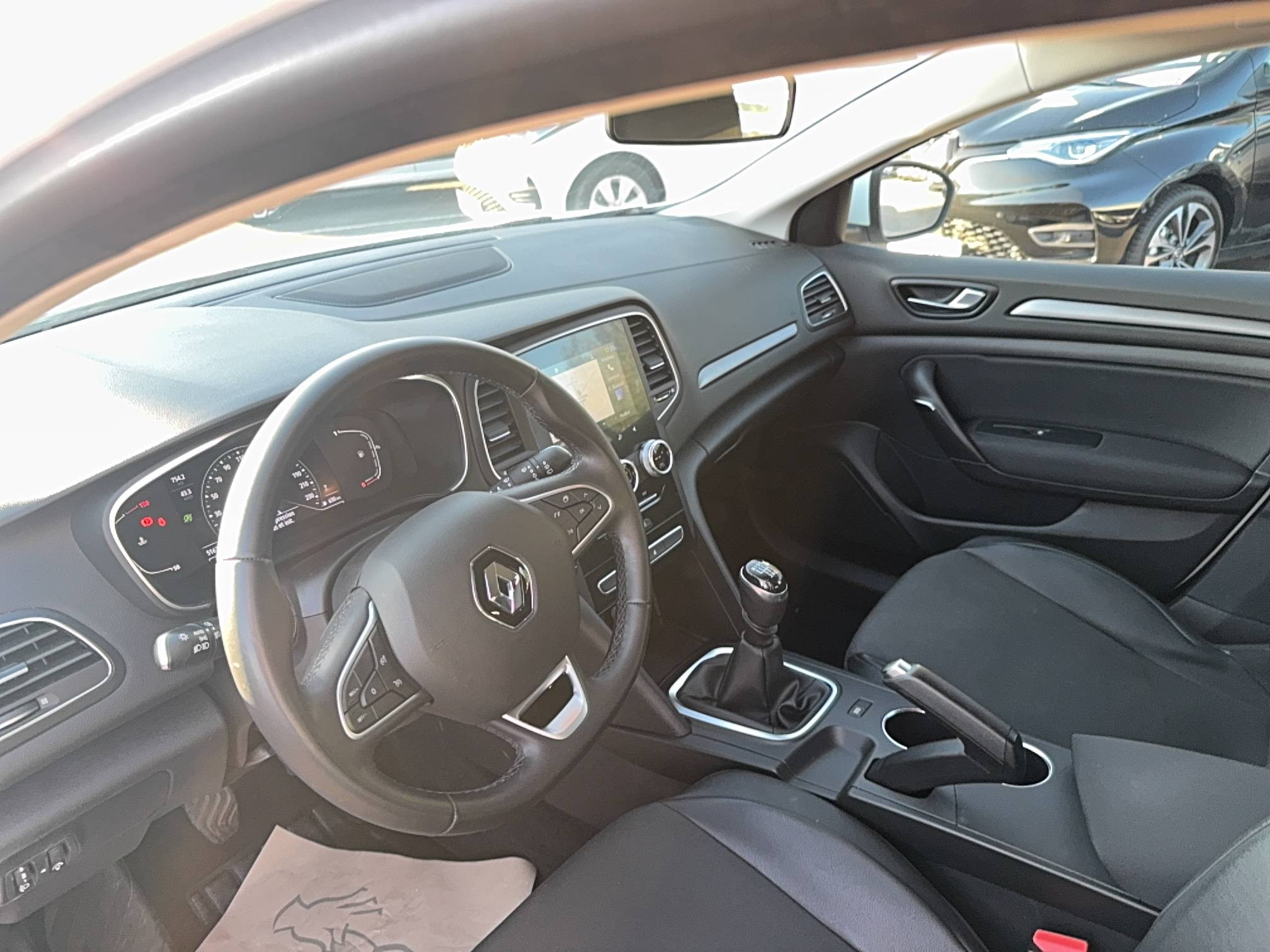 Vente en ligne Renault Megane 4 Mégane IV Berline Blue dCi 115 au prix de 16 490 €