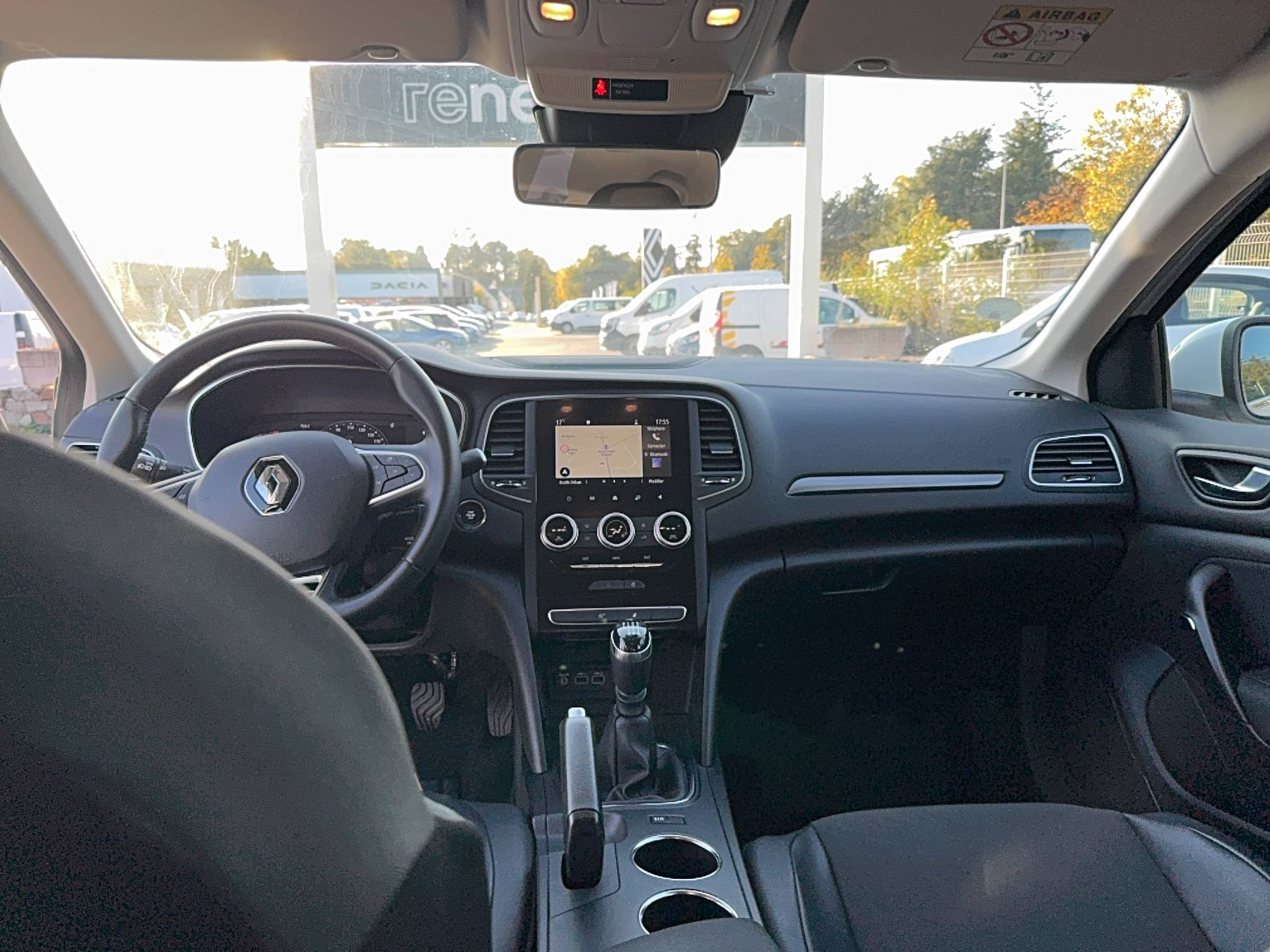 Vente en ligne Renault Megane 4 Mégane IV Berline Blue dCi 115 au prix de 16 490 €