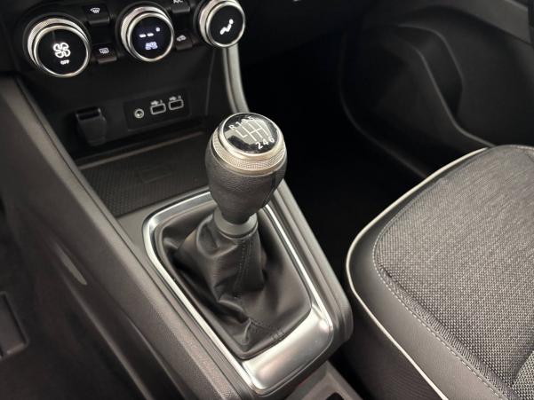 Vente en ligne Renault Captur  mild hybrid 140 au prix de 21 490 €
