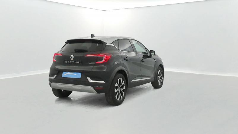 Vente en ligne Renault Captur  mild hybrid 140 au prix de 21 490 €