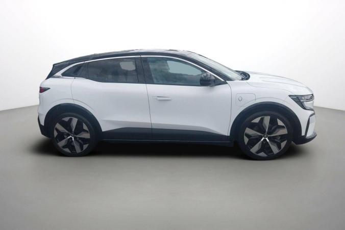 Vente en ligne Renault Megane E-Tech  EV60 220 ch super charge au prix de 23 990 €