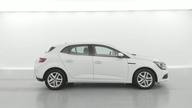 Vente en ligne Renault Megane 4 Mégane IV Berline Blue dCi 115 au prix de 15 990 €