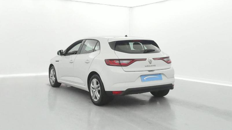 Vente en ligne Renault Megane 4 Mégane IV Berline Blue dCi 115 au prix de 15 990 €