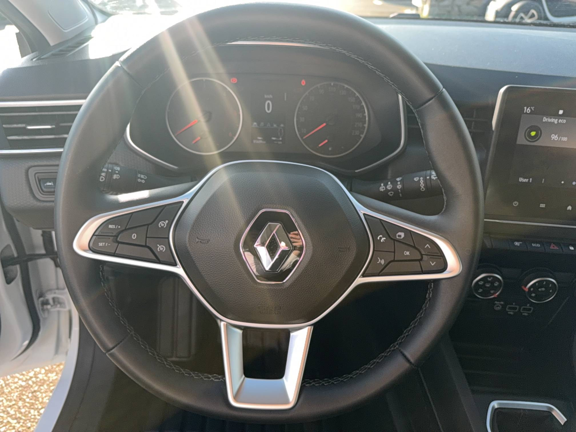 Vente en ligne Renault Clio 5 Clio Blue dCi 115 au prix de 13 990 €