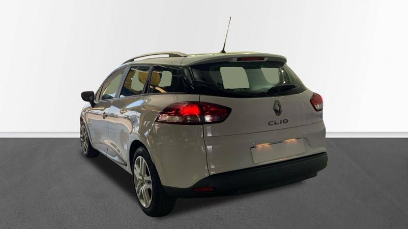 Vente en ligne Renault Clio 4 Estate Clio Estate dCi 90 E6C au prix de 12 490 €