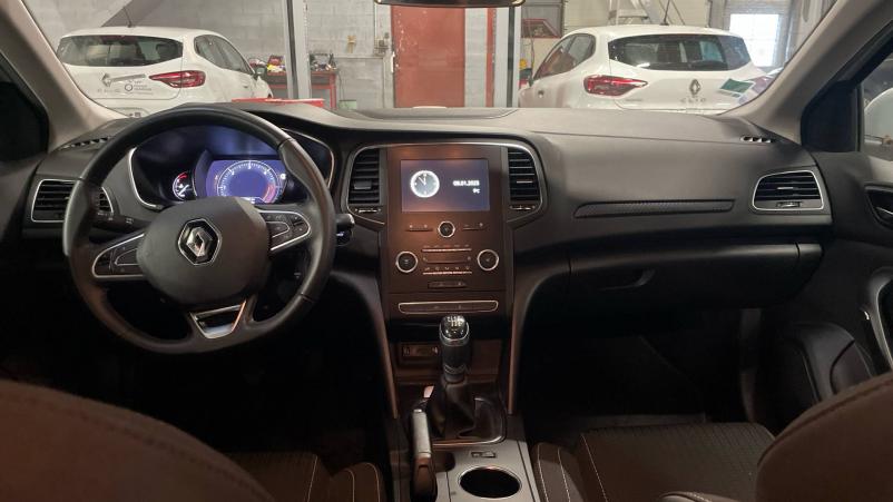 Vente en ligne Renault Megane 4 Mégane IV Berline Blue dCi 115 au prix de 13 290 €