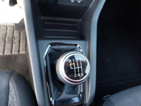 Vente en ligne Renault Clio 5 Clio TCe 90 - 21N au prix de 13 990 €