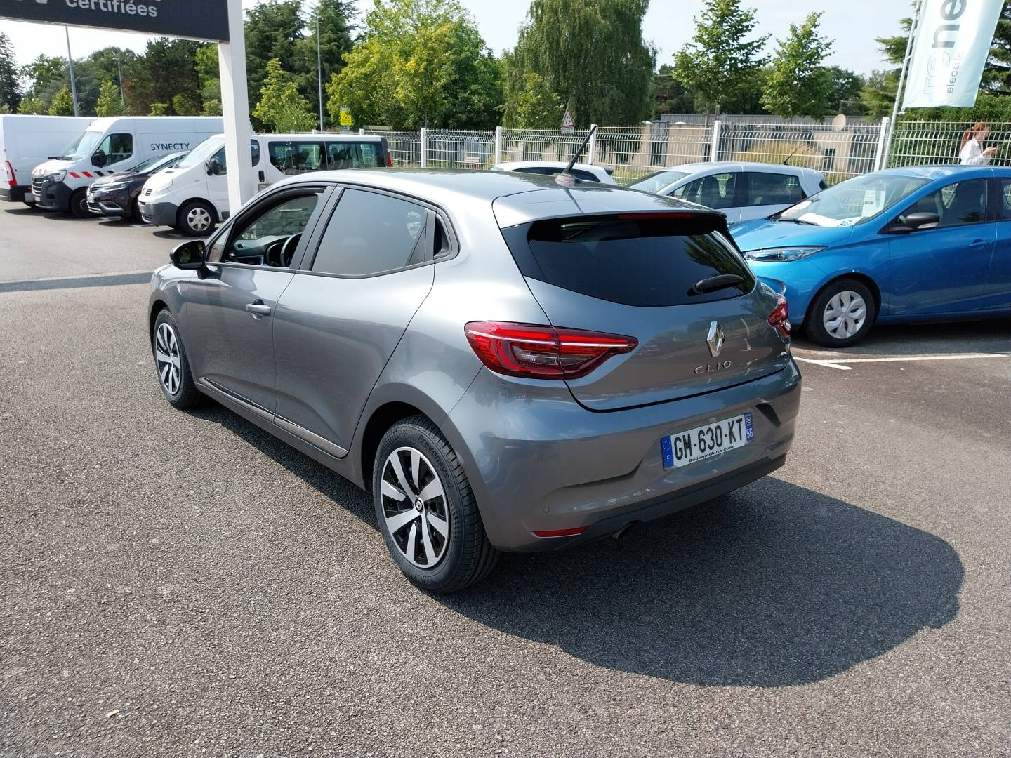 Vente en ligne Renault Clio 5 Clio Blue dCi 100 - 21N au prix de 14 490 €