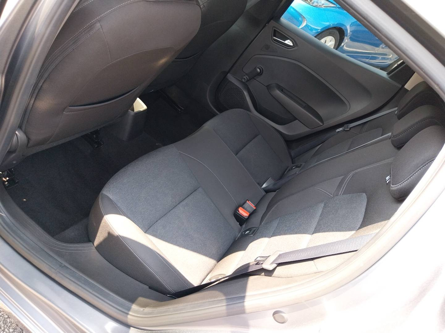 Vente en ligne Renault Clio 5 Clio Blue dCi 100 - 21N au prix de 14 490 €