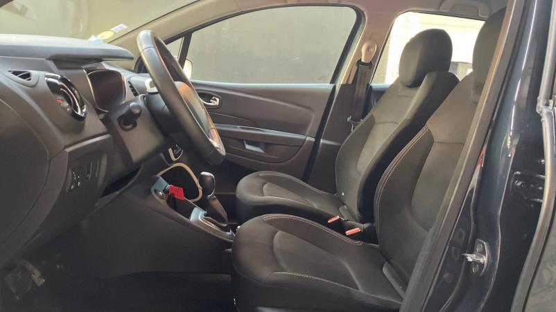 Vente en ligne Renault Captur Captur dCi 90 E6C EDC au prix de 15 490 €