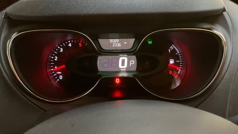 Vente en ligne Renault Captur Captur dCi 90 E6C EDC au prix de 15 490 €