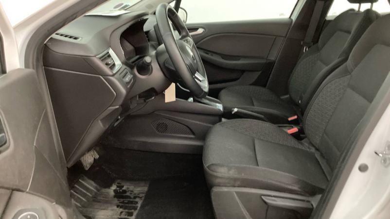 Vente en ligne Renault Clio 5 Clio E-Tech 140 - 21N au prix de 14 490 €