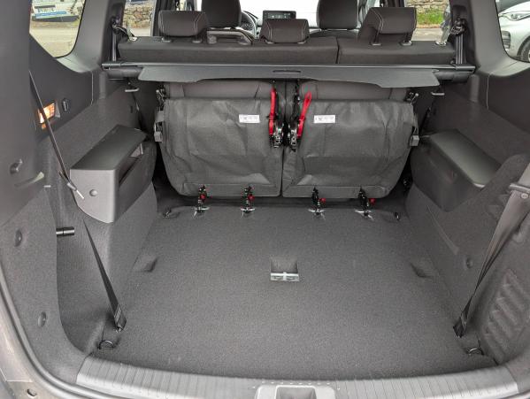 Vente en ligne Dacia Jogger  TCe 110 7 places GSR2 au prix de 22 700 €