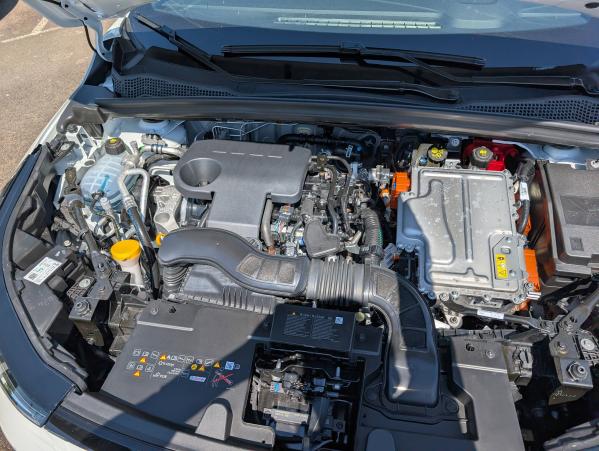 Vente en ligne Renault Symbioz  E-Tech full hybrid 145 au prix de 37 700 €